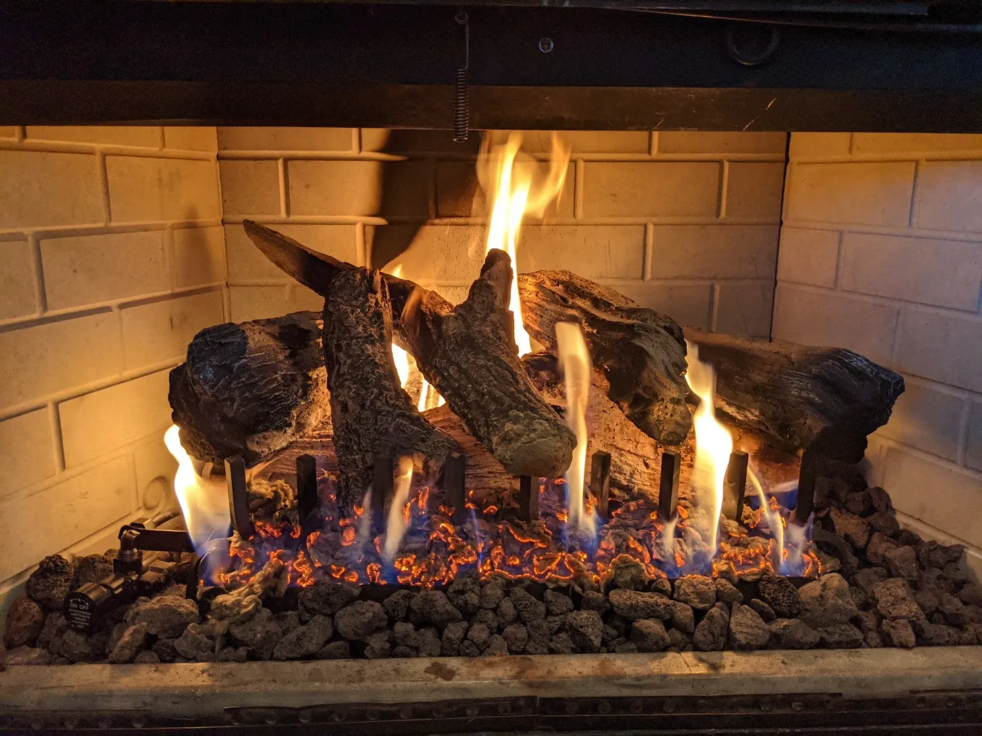 Eiklor Flames 302-2 Series 4 Eiklor Flames 302-2 Series